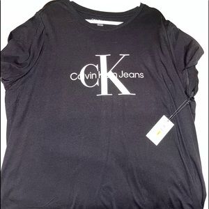New Calvin Klein T-shirt